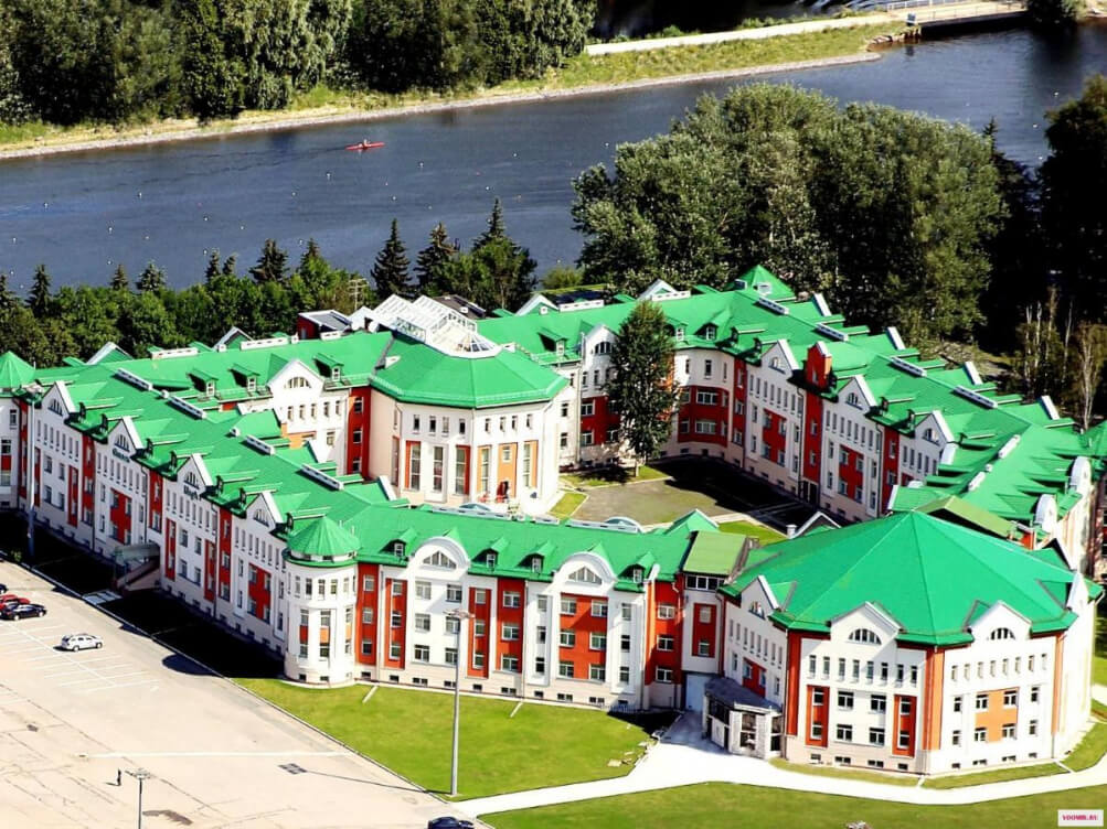 Отель-парк Крестовский