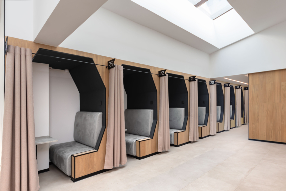 Приватное рабочее место в коворкинге