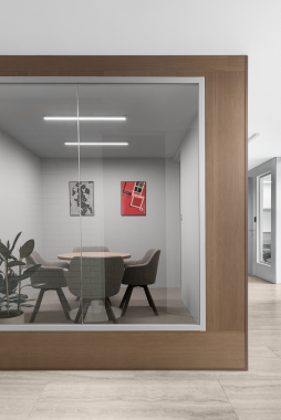 Переговорная №3 (на 4 человека)