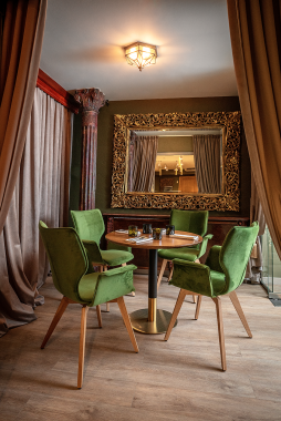 Переговорная "Нью-Дели"