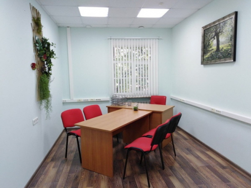 Переговорная на 5 человек